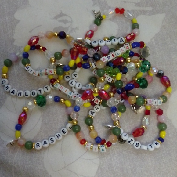 Personalized girls bracelets - Picture 3 of 3